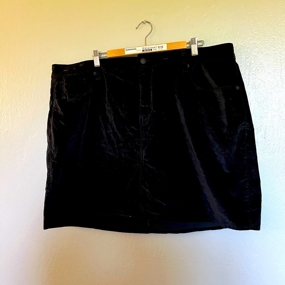 Black velvet skirt